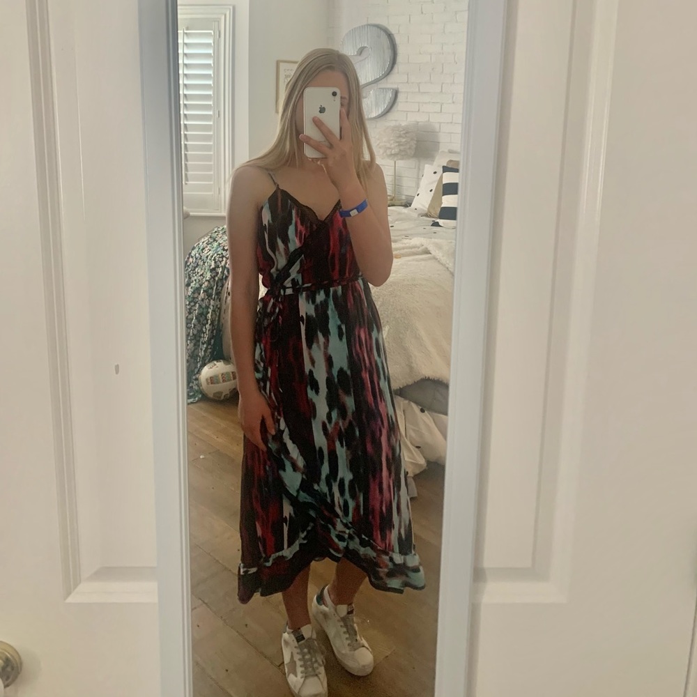 NWT-Womens (size medium) Q+A maxi wrap dress